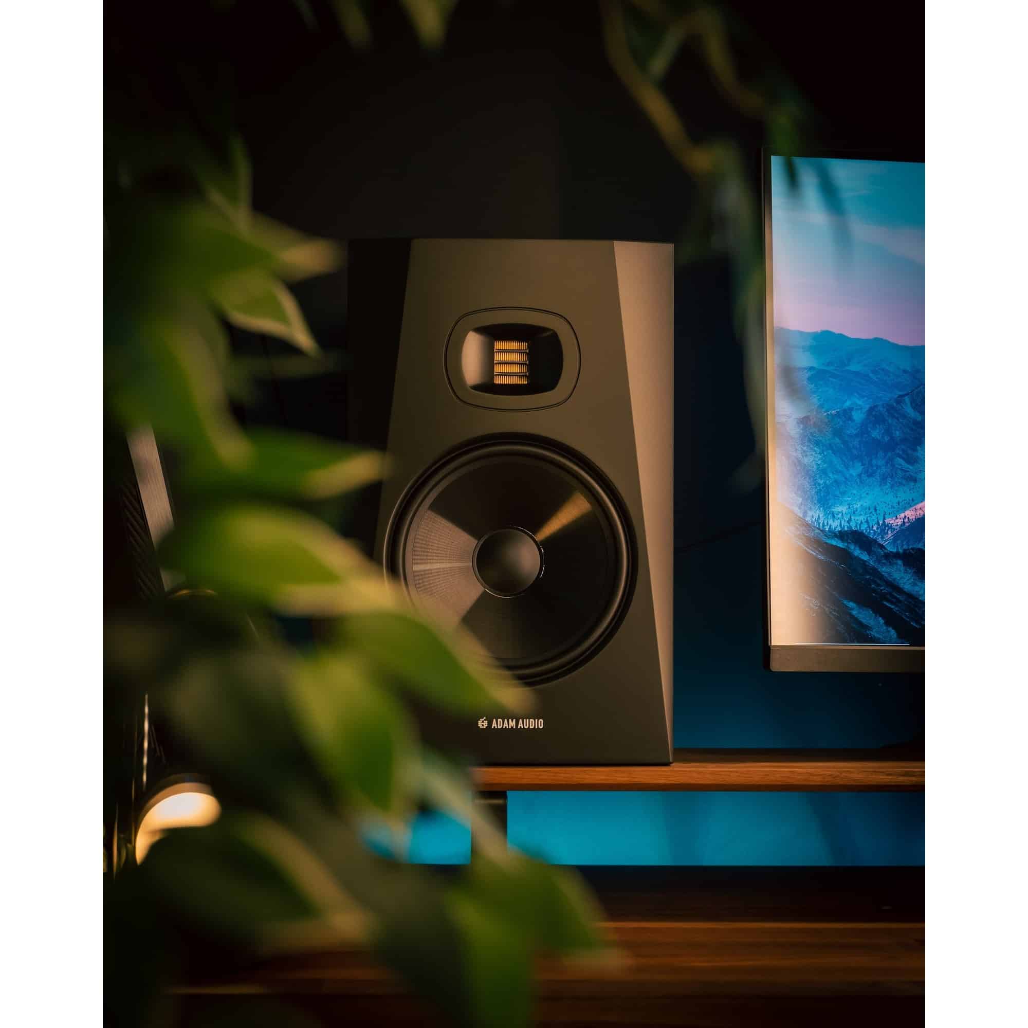 adam-audio-t8v-nearfield-monitor-2-way-8-inch-woofer (12)